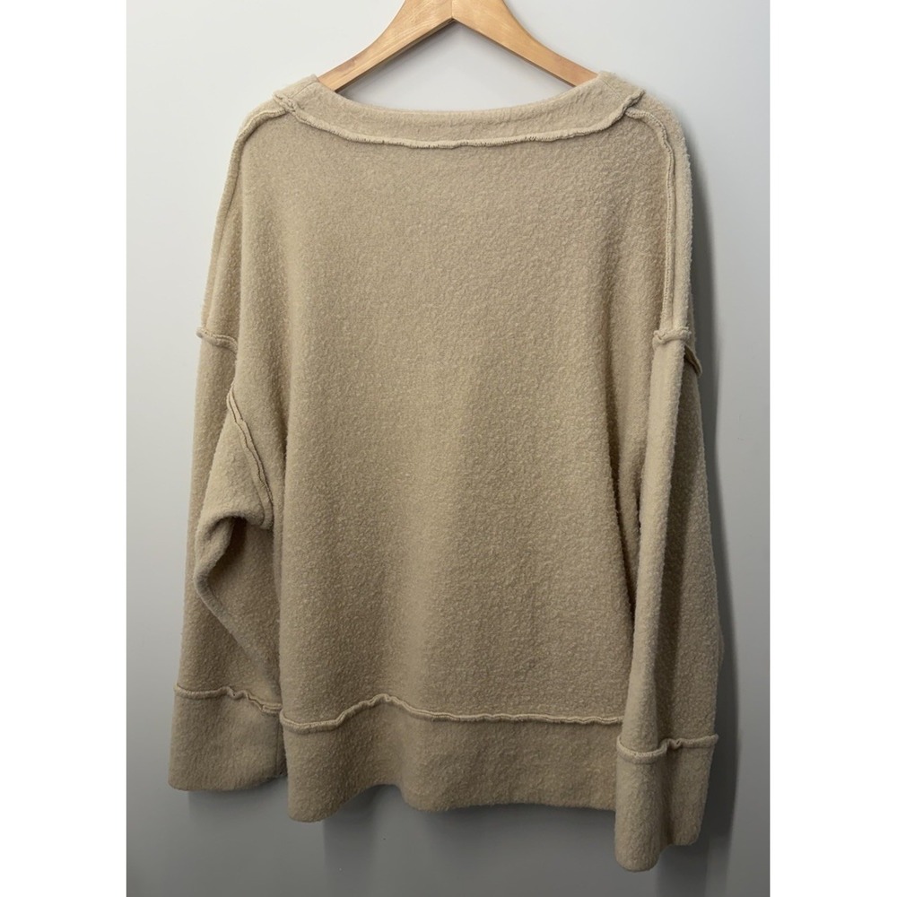Out From Under Urban Outfitters Cardigan Sweater Womens Size Medium Fuzzy Tan - Picture 5 of 9